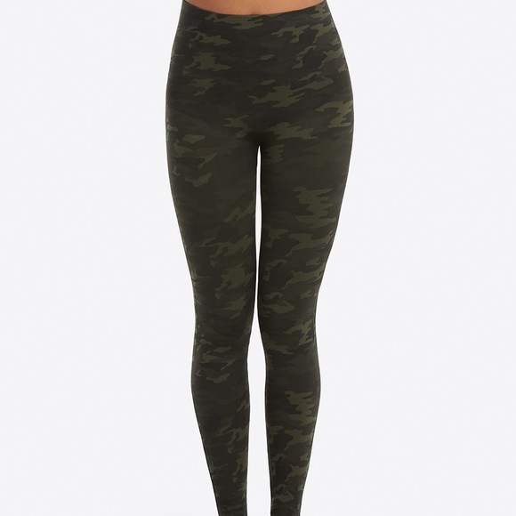 SPANX Pants - Look At Me Now SPANX Seamless Leggings